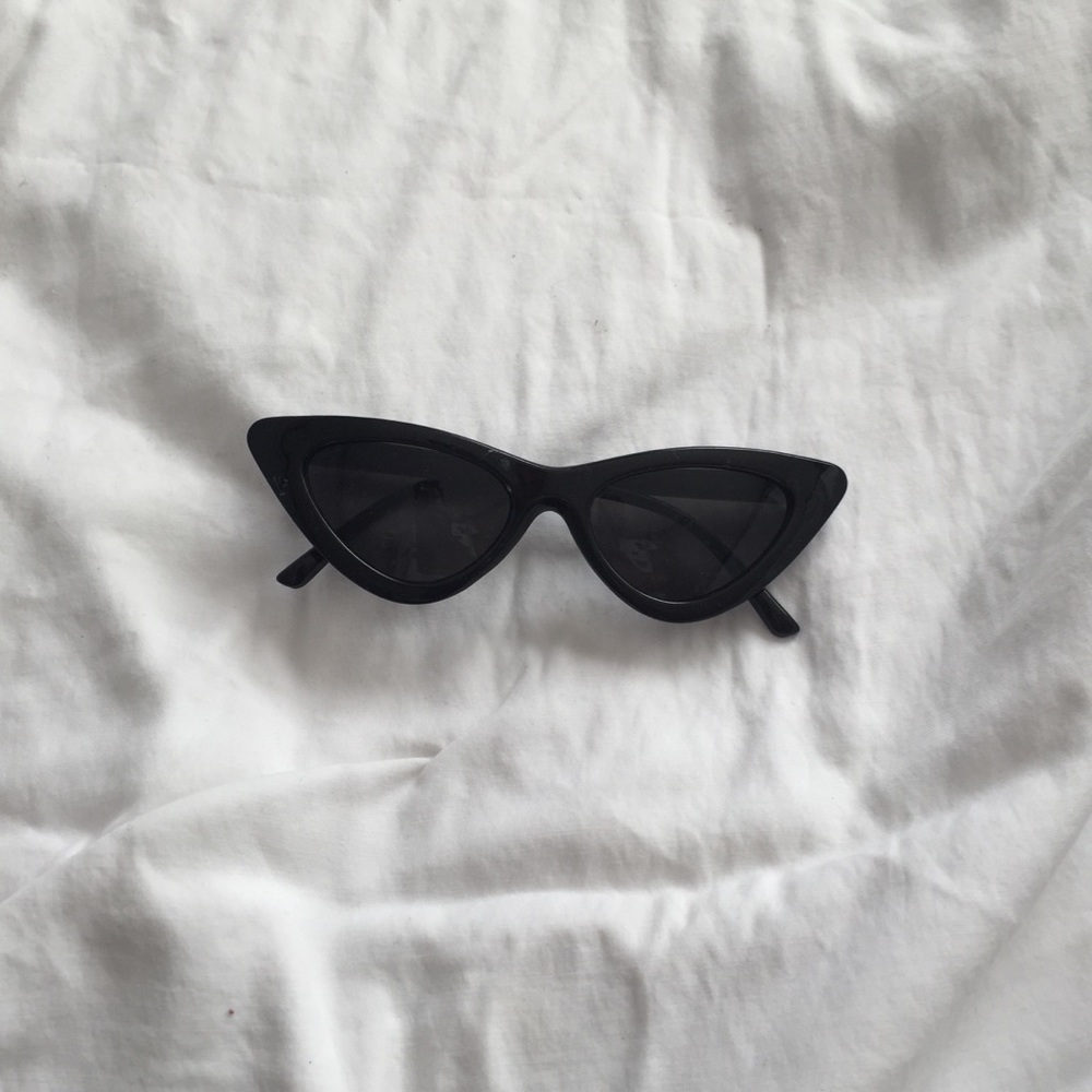 Black cat eye sunglasses